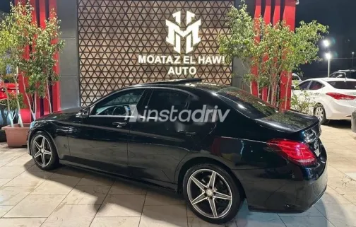 مرسيدس C 180 2016 أسود مستعملة للبيع - 3