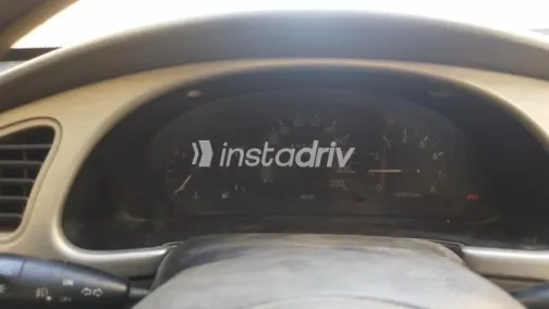 دايو لانوس 2 2001 ذهبي مستعملة للبيع - 3