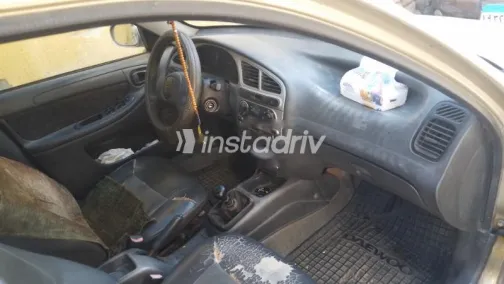 دايو لانوس 2 2001 ذهبي مستعملة للبيع - 4