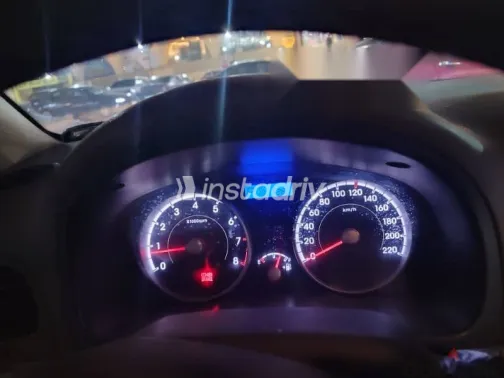 هيونداي اكسنت 2010 أزرق غامق مستعملة للبيع - 4