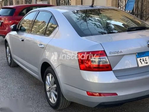 Skoda Octavia 2014 Gray Used for Sale - 2