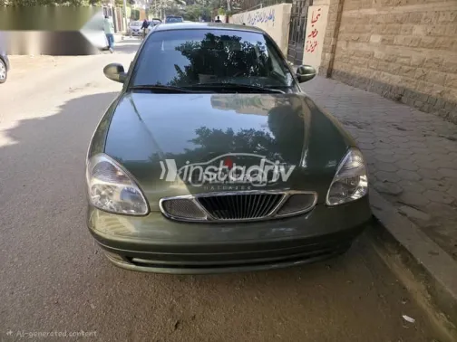 دايو نوبيرا 2004 أخضر مستعملة للبيع - 1