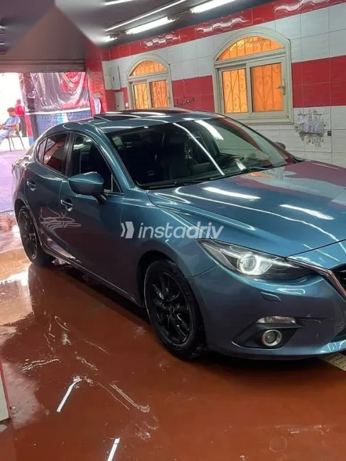 Mazda 3 2017 Dark Blue Used for Sale - 1