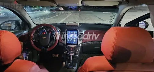 Chevrolet Cruze 2010 Silver Used for Sale - 3