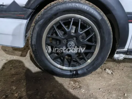 فولكس فاغن جولف 1992 أبيض مستعملة للبيع - 2