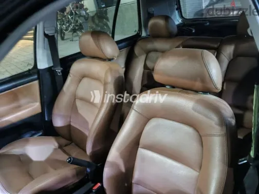 فولكس فاغن جولف 1992 أبيض مستعملة للبيع - 3