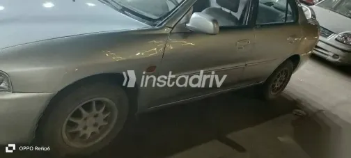 ميتسوبيشي لانسر 1998 فضي مستعملة للبيع - 4