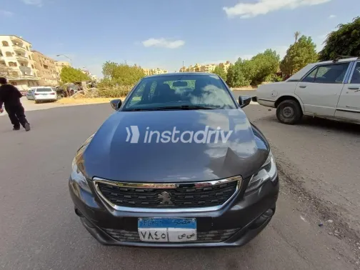 بيجو 301 2021 أبيض مستعملة للبيع - 1