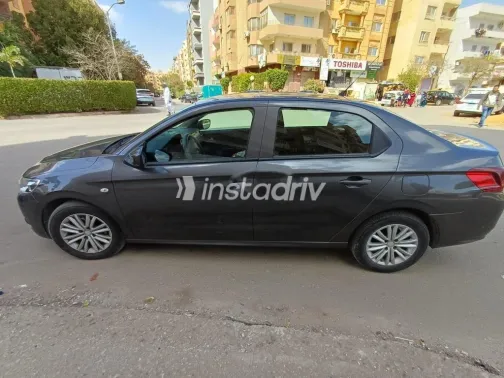 بيجو 301 2021 أبيض مستعملة للبيع - 3