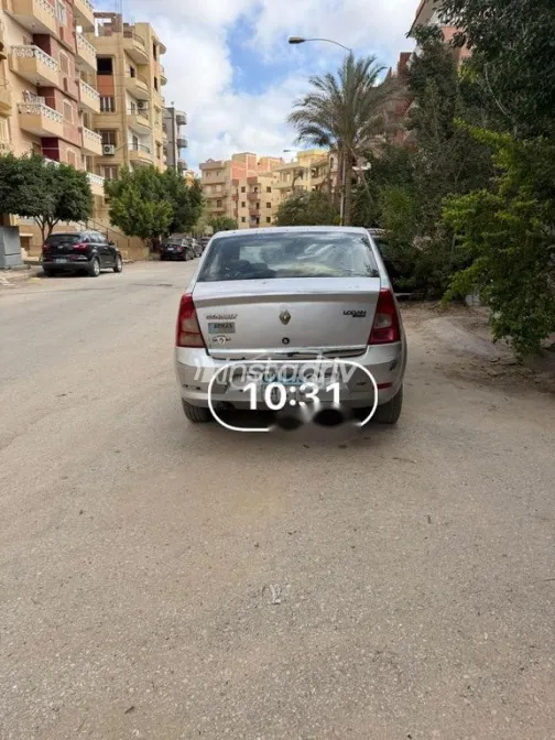 رينو لوجان 2012 فضي مستعملة للبيع - 2