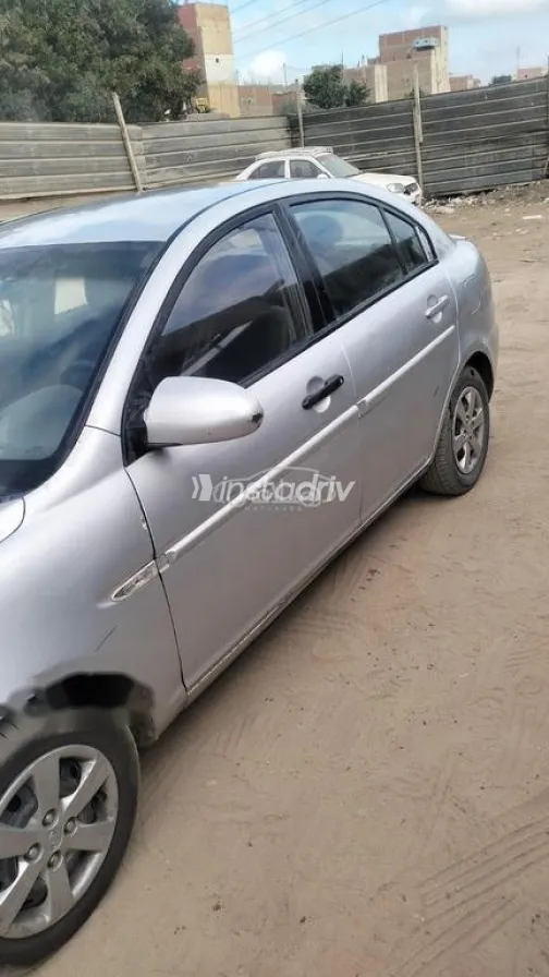 Hyundai Accent 2009 Silver Used for Sale - 2