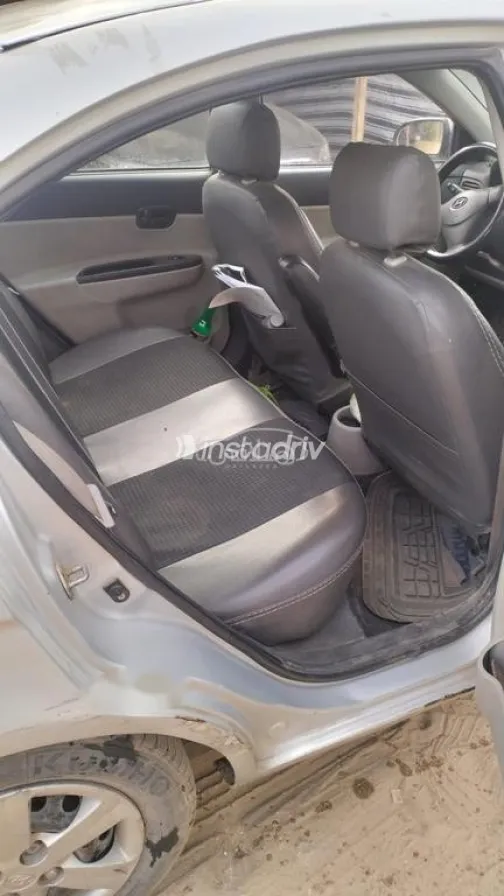 Hyundai Accent 2009 Silver Used for Sale - 3
