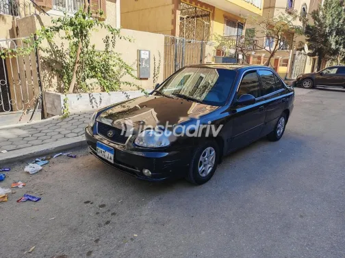Hyundai Verna 2010 Black Used for Sale - 1