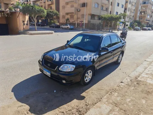 Hyundai Verna 2010 Black Used for Sale - 2