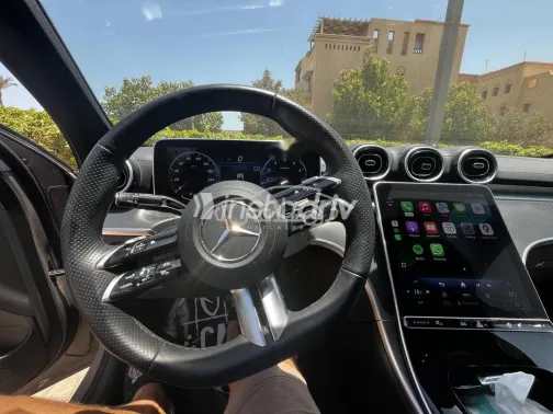 مرسيدس C 180 2025 رمادي غامق مستعملة للبيع - 1