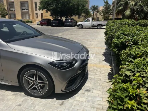 مرسيدس C 180 2025 رمادي غامق مستعملة للبيع - 4