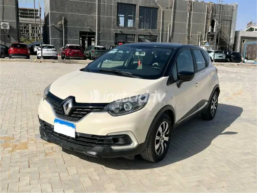 رينو كابتشر 2019 أبيض مستعملة للبيع - 1