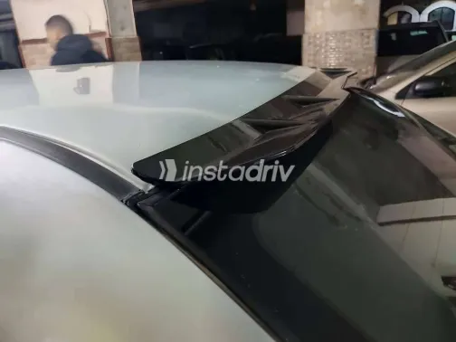 هيونداي فيرنا 2009 أبيض مستعملة للبيع - 7