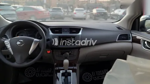 نيسان سنترا 2026 أسود جديدة للبيع - 3