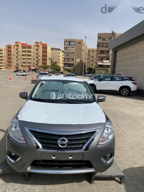 نيسان صنى 2026 فضي جديدة للبيع - 5