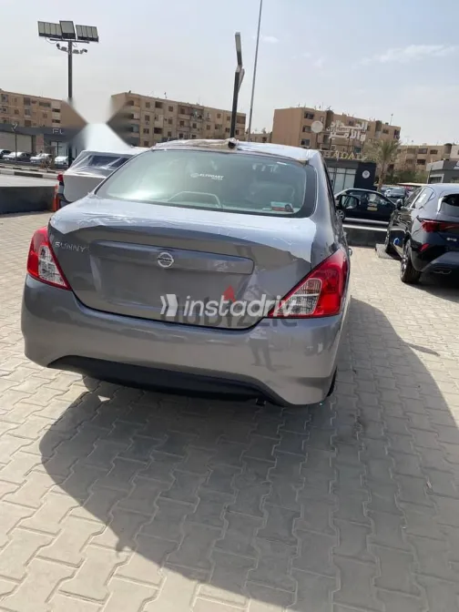 نيسان صنى 2026 فضي جديدة للبيع - 7