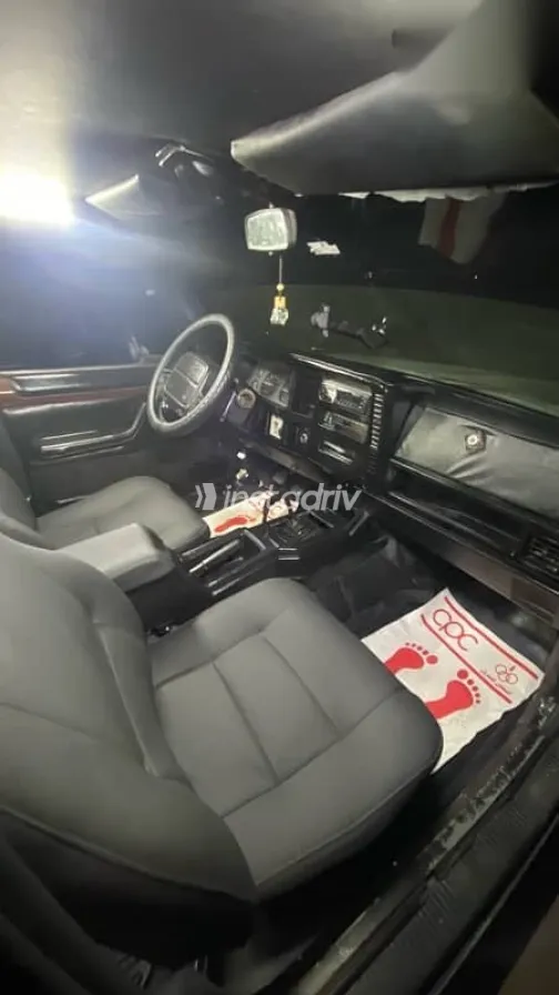 جيب شيروكي 1995 أخضر مستعملة للبيع - 5