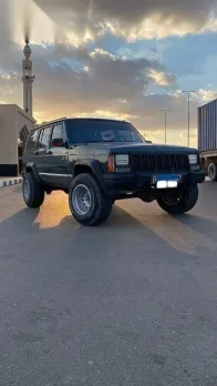 جيب شيروكي 1995 أخضر مستعملة للبيع