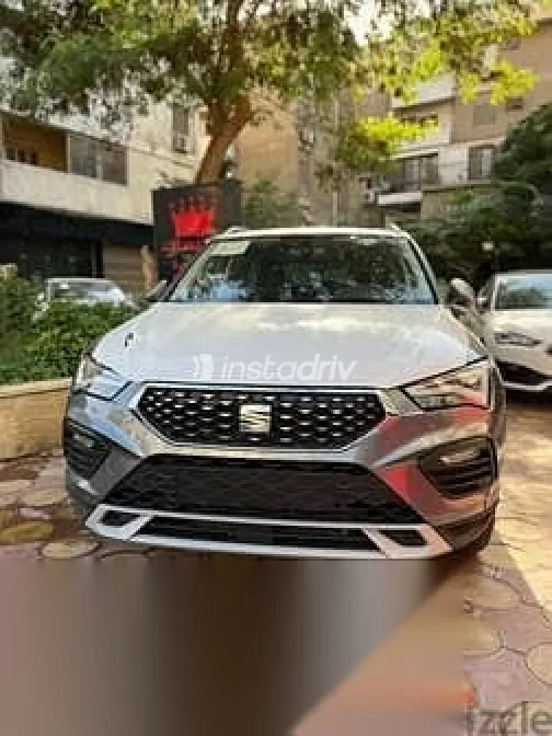 سيات اتيكا 2026 رمادي جديدة للبيع - 2