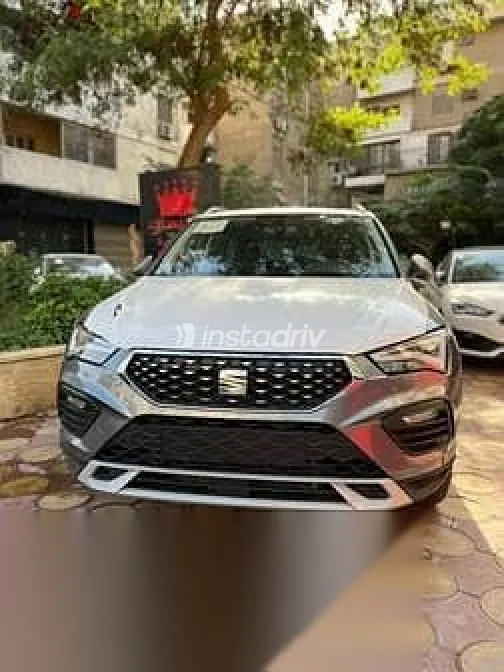 سيات اتيكا 2026 رمادي جديدة للبيع - 4