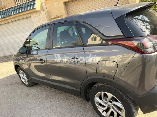 Opel Crossland 2020 White Used for Sale - 5