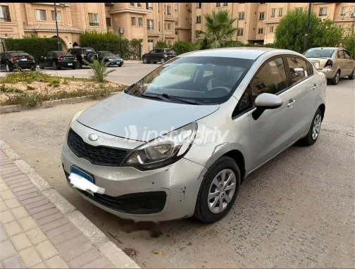 كيا ريو 2014 رمادي مستعملة للبيع - 1