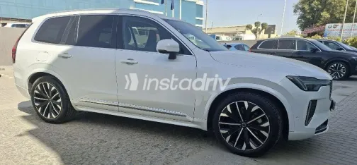 فولفو XC90 2025 أبيض مستعملة للبيع - 5