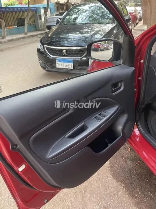 ميتسوبيشي اتراج 2016 أبيض مستعملة للبيع - 5