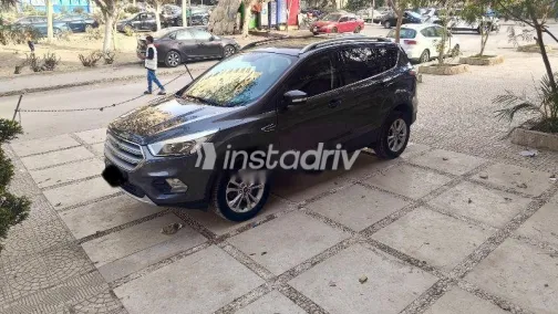 فورد كوجا 2019 رمادي مستعملة للبيع - 1