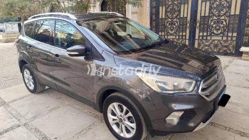 فورد كوجا 2019 رمادي مستعملة للبيع - 3
