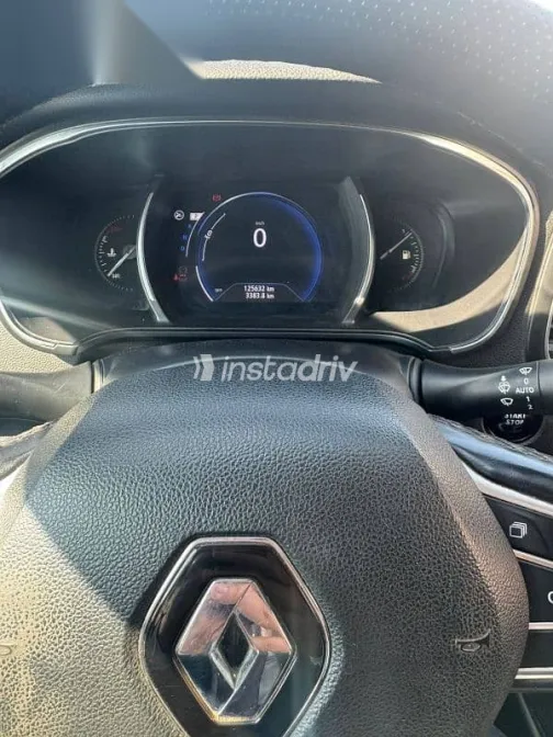 رينو ميجان 2020 أزرق غامق مستعملة للبيع - 3