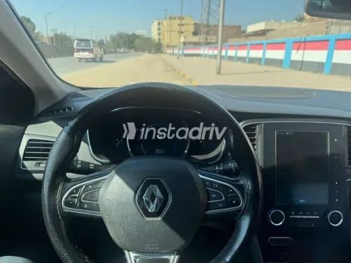 رينو ميجان 2020 أزرق غامق مستعملة للبيع - 5