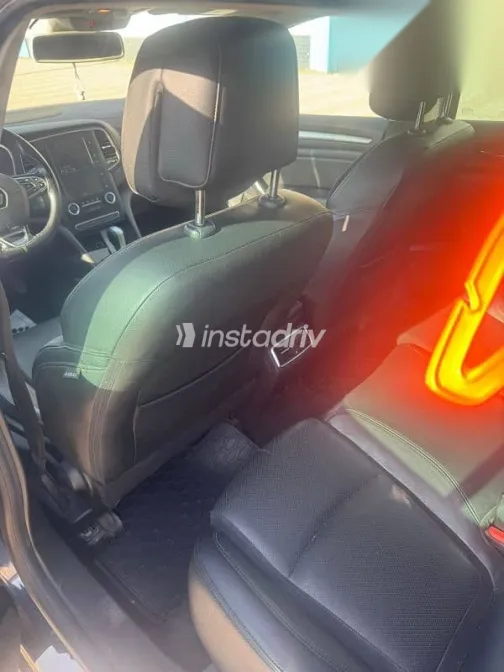 رينو ميجان 2020 أزرق غامق مستعملة للبيع - 7