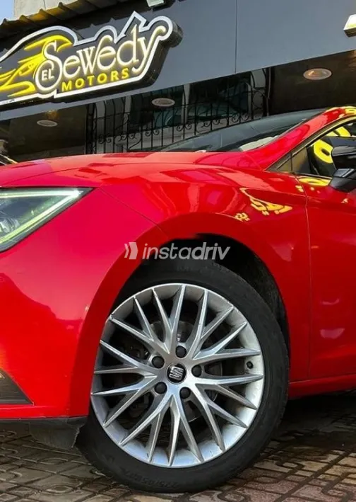 سيات ليون 2016 أحمر مستعملة للبيع - 2
