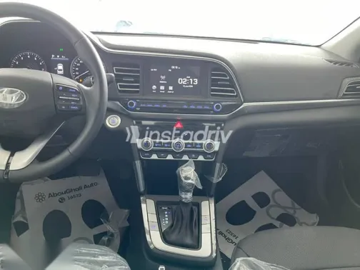 Hyundai Elantra 2026 Gold New for Sale - 8