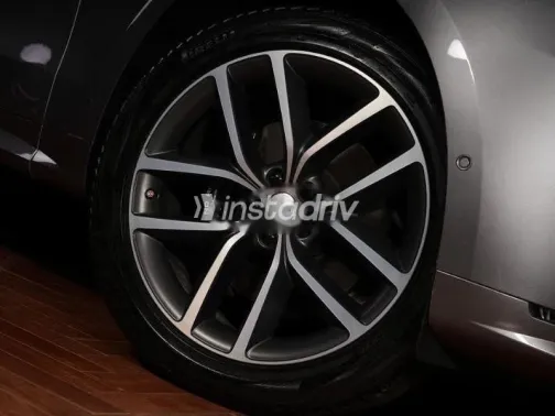 لاند روفر رنج روفر سبورت 2024 فضي مستعملة للبيع - 5