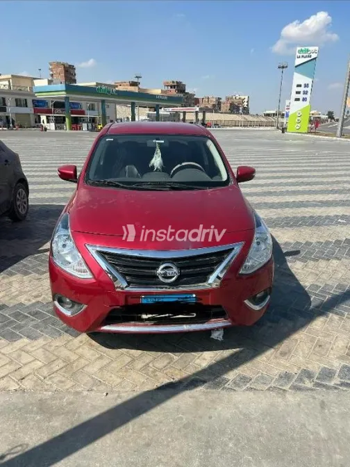 نيسان صنى 2022 أبيض مستعملة للبيع - 3