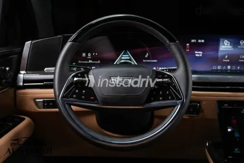 كاديلاك اسكاليد 2025 أسود جديدة للبيع - 2