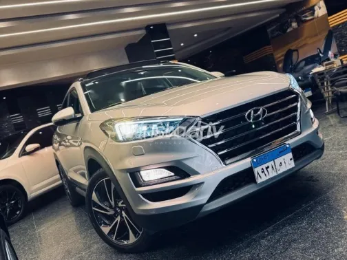 هيونداي توسان GDI 2021 فضي مستعملة للبيع - 2