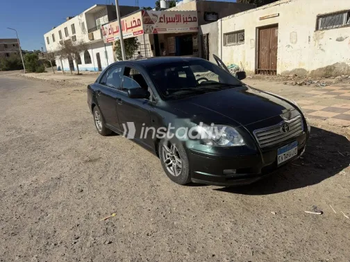 تويوتا أفنسيس 2006 بترولي مستعملة للبيع - 2