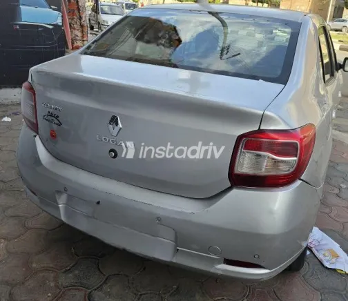 رينو لوجان 2016 فضي مستعملة للبيع - 5