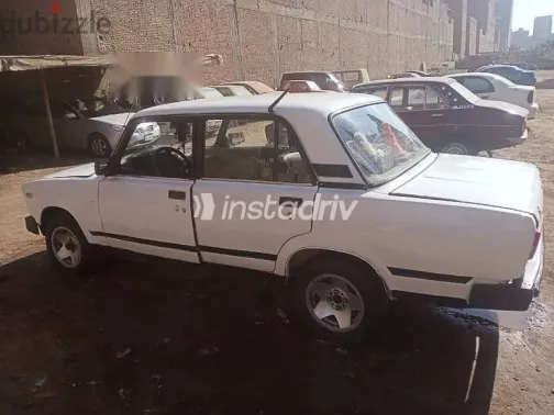 لادا 2107 1995 أبيض مستعملة للبيع - 4