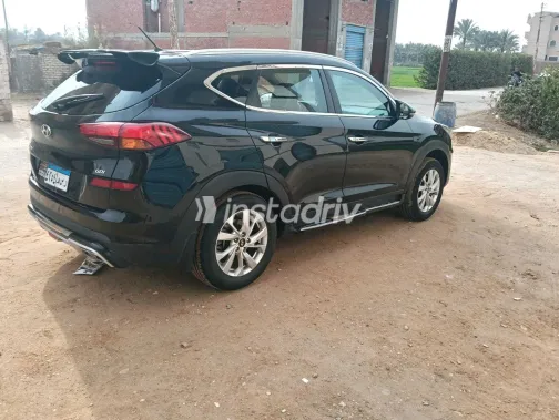 هيونداي توسان 2019 أبيض مستعملة للبيع - 4