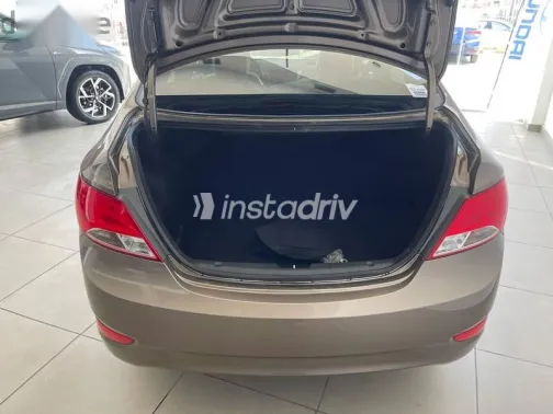 هيونداي اكسنت 2026 بني جديدة للبيع - 2