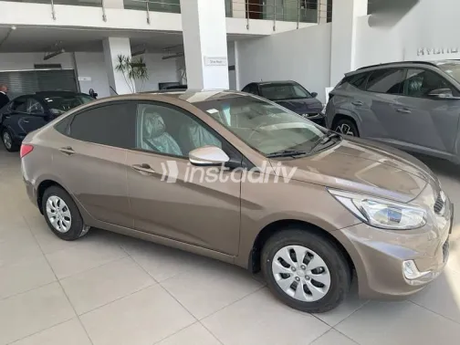 هيونداي اكسنت 2026 بني جديدة للبيع - 4